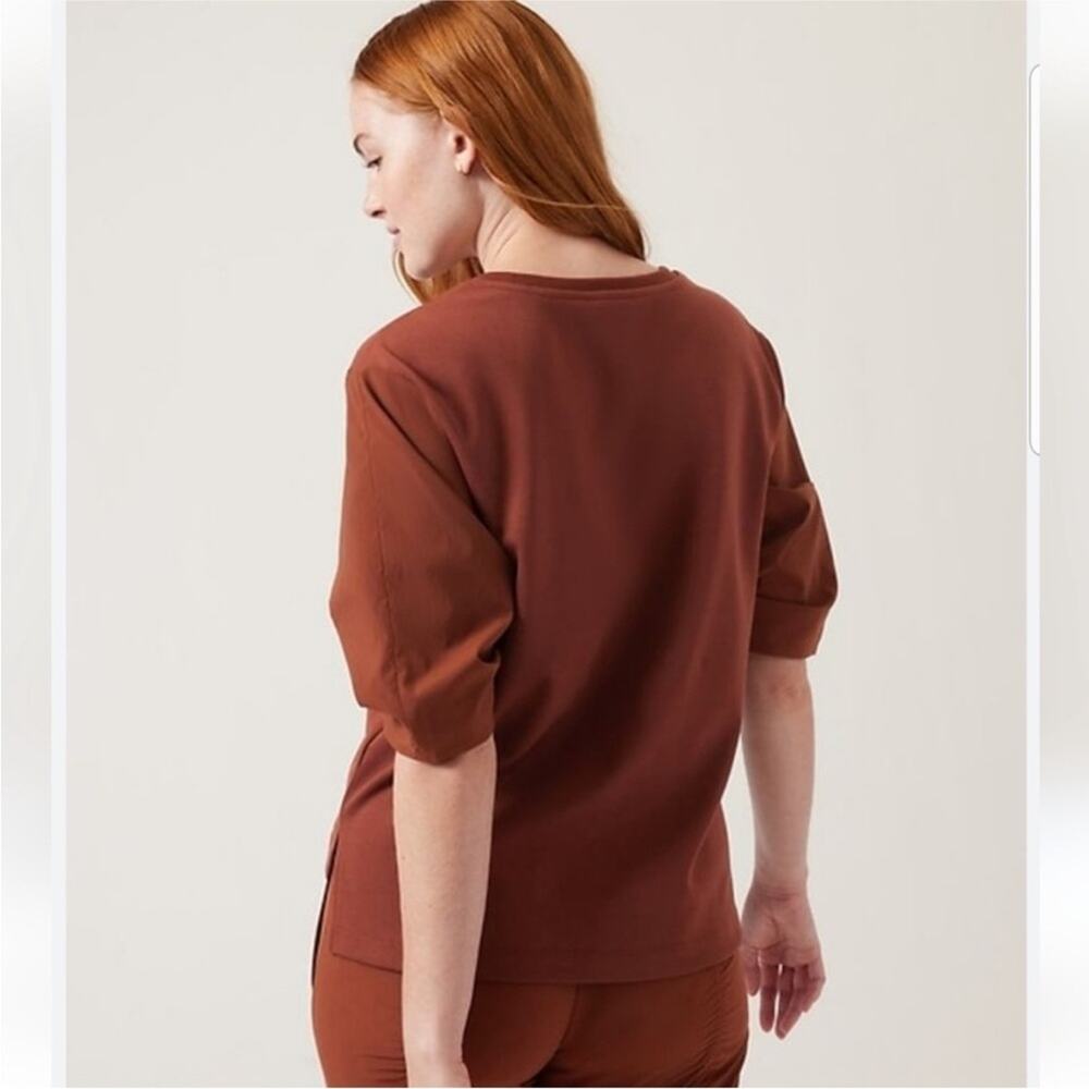 NWOT Athleta Harlow Puff Sleeve Hybrid Tee S Rust Brown - Picture 2 of 10